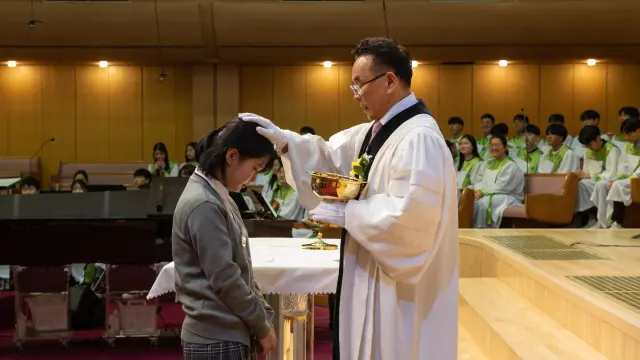 담임 목사 메인